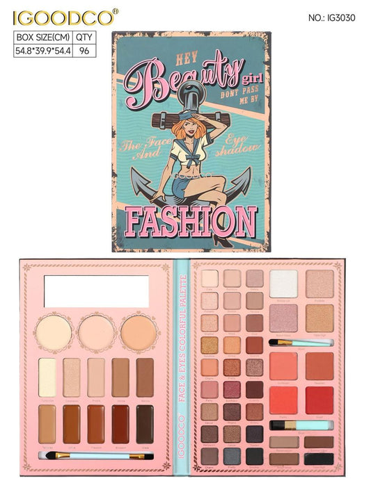 Beauty girl eyeshadow