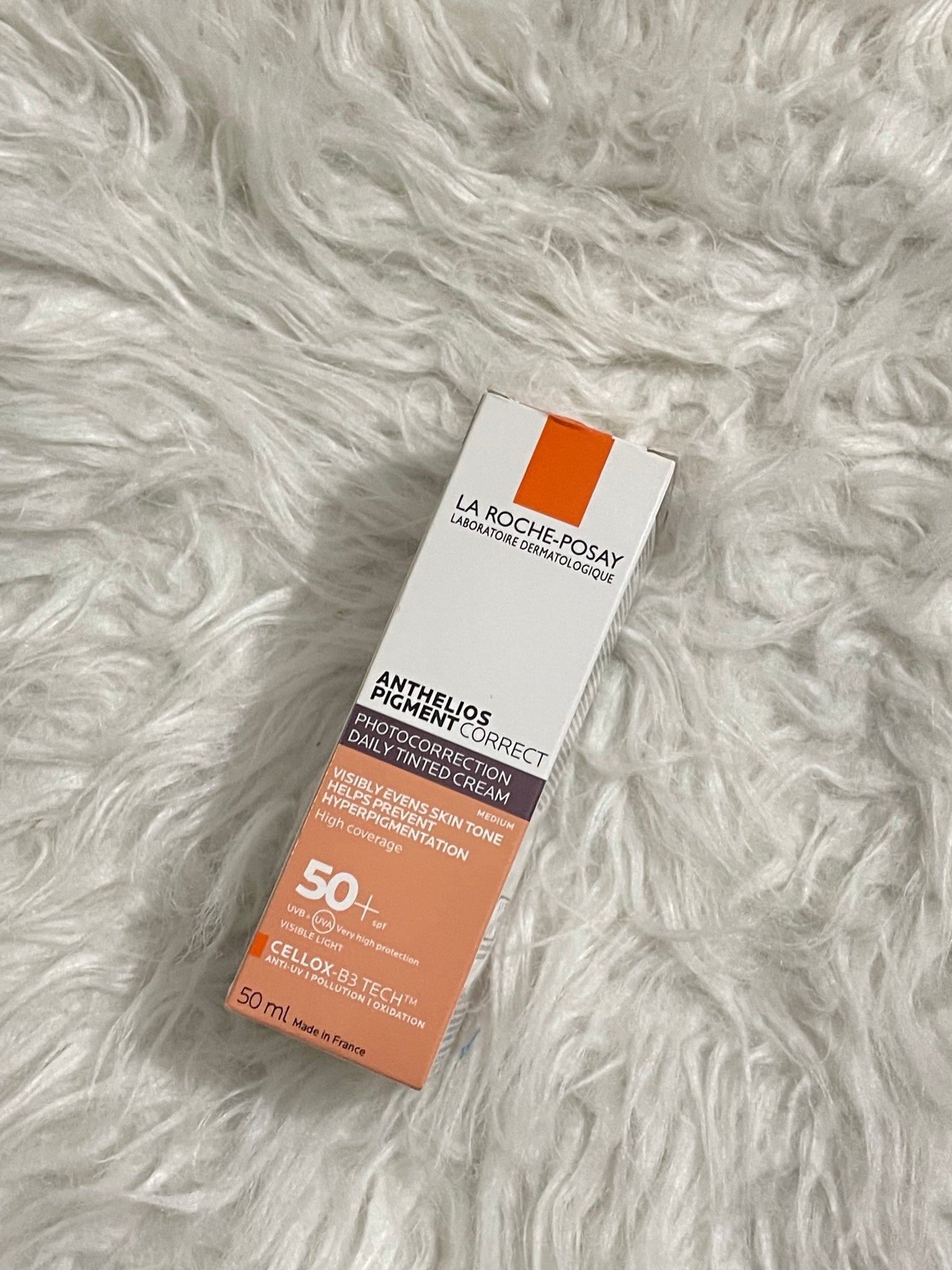 LA ROCHE-POSAY
LABORATOIRE DERMATOLOGIQUE
ANTHELIOS
PIGMENT CORRECT
PHOTOCORRECTION
DAILY TINTED CREAM