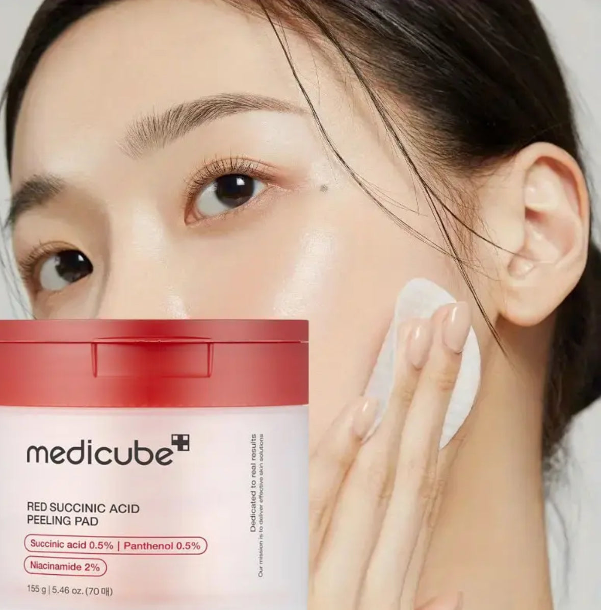 Medicube Red Succinic Acid Exfoliating Pad- a exfoliating toner pad
