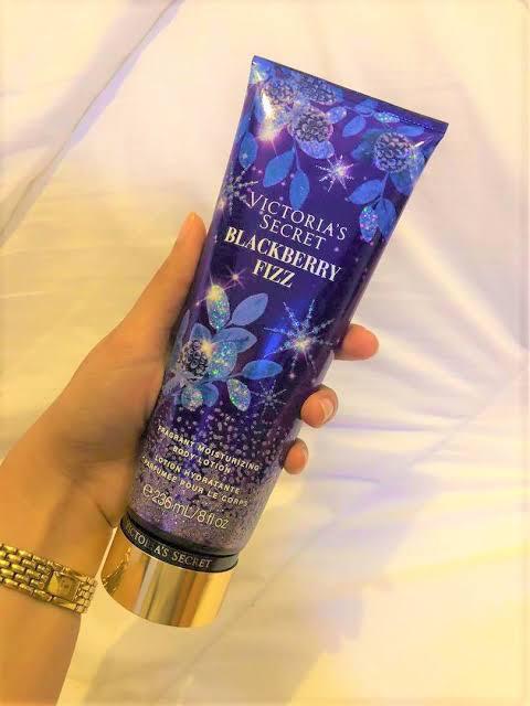 VICTORIA SECRET BLACKBERRY FIZZ LOTION 236ml