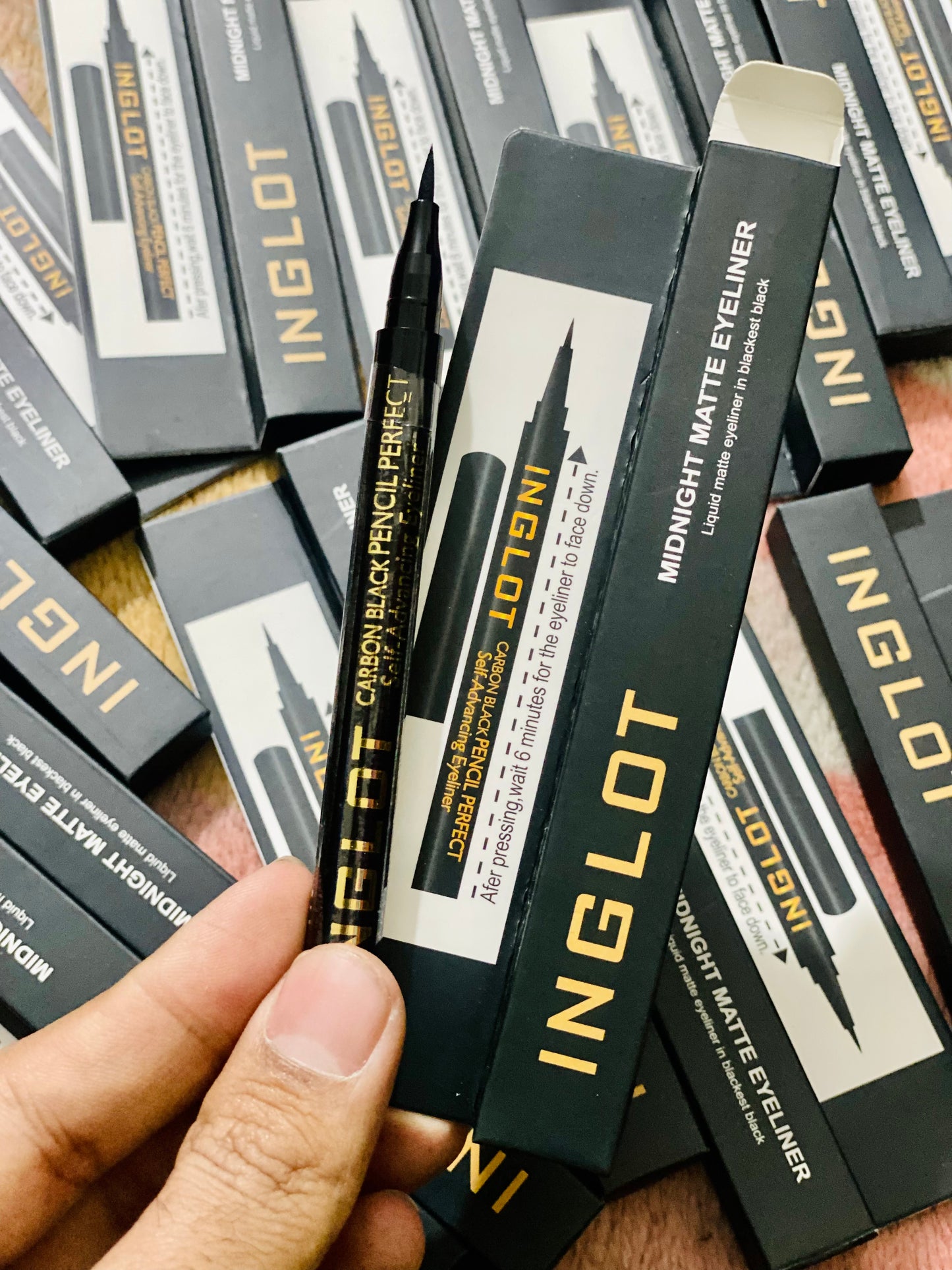 INGLOT MIDNIGHT MATTE EYELINER